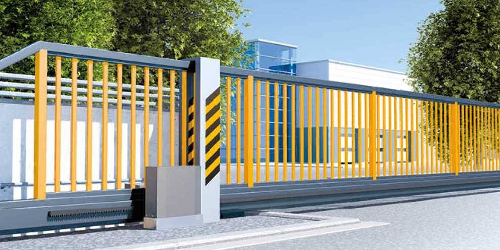 EVO TPS sliding gate operator in use