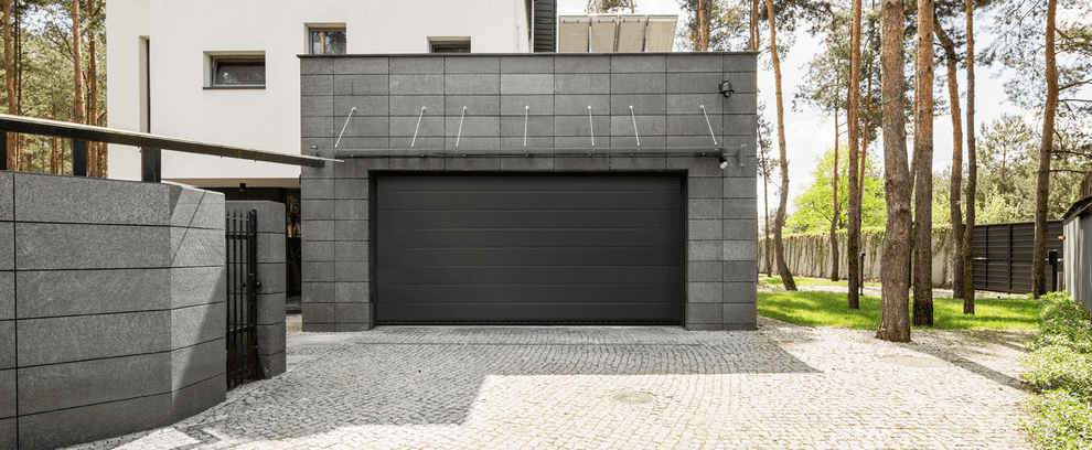 Superior overhead sectional door Trend in anthracite